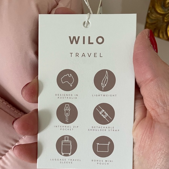 WILO THE LABEL BLUSH CORE WEEKENDER BAG NWT - Picture 14 of 16